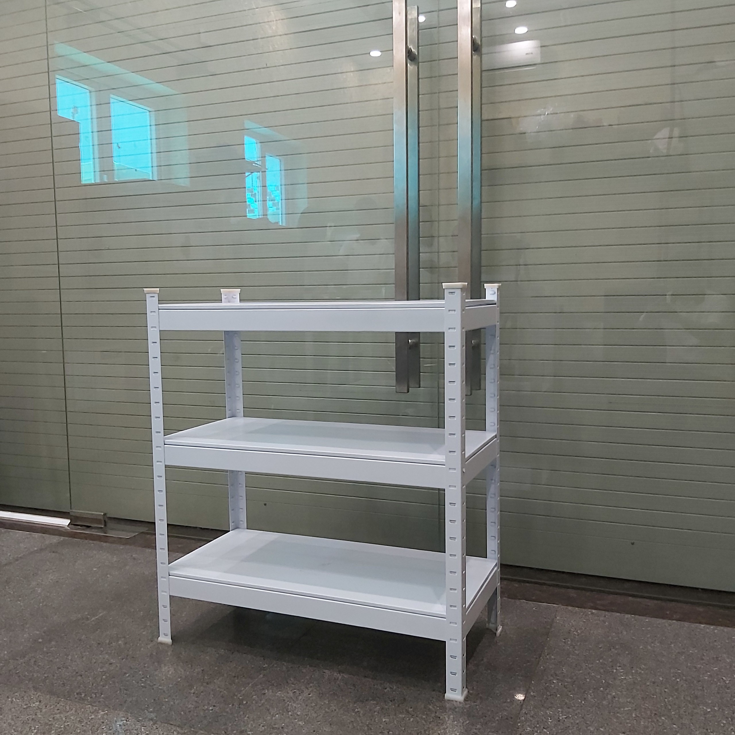 Kệ thấp 3 tầng tấm thép 81cm trắng