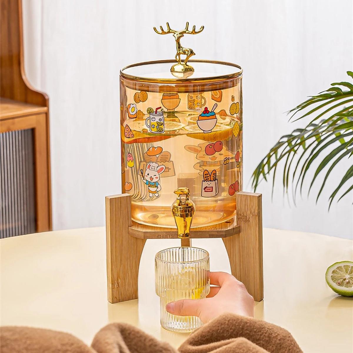 Bình Trà, Bình Đựng Nước Thủy Tinh Stiker 2.5L và 3.5L Có Vòi, Có Nắp Đậy + Tặng Kèm Kệ Gỗ - Bình Pha trà, Nước Trái Cây