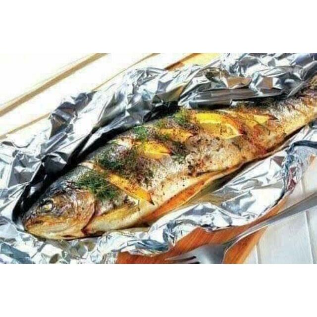 giấy bạc nướng đồ ăn thực phẩm thịt cá dạng cuộn tiện lợi loại tốt nguyên hộp dài 5 mét GD109
