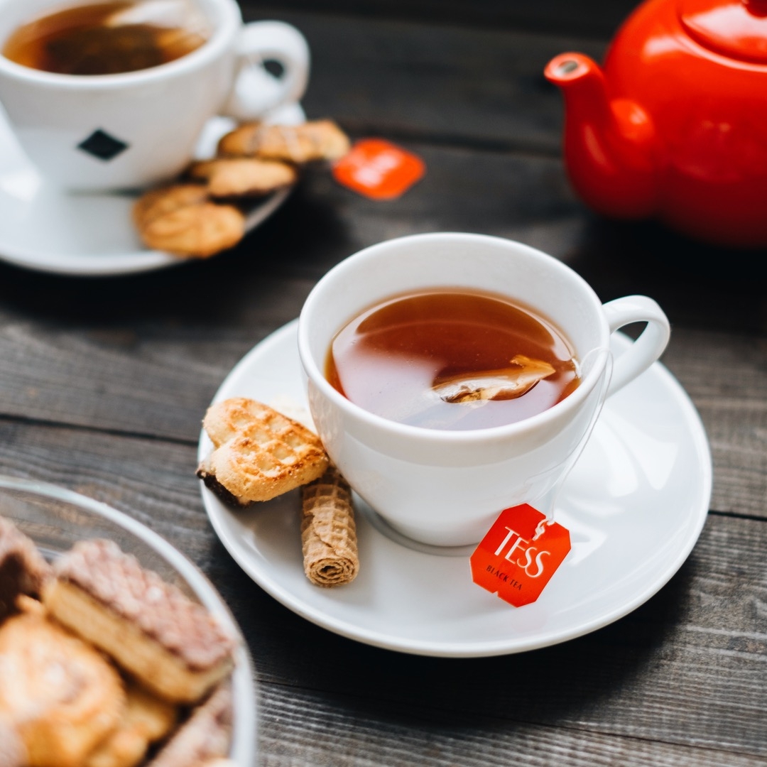 Trà đen Tess Caramel Charm vị kem và kẹo caramel 20 gói/hộp