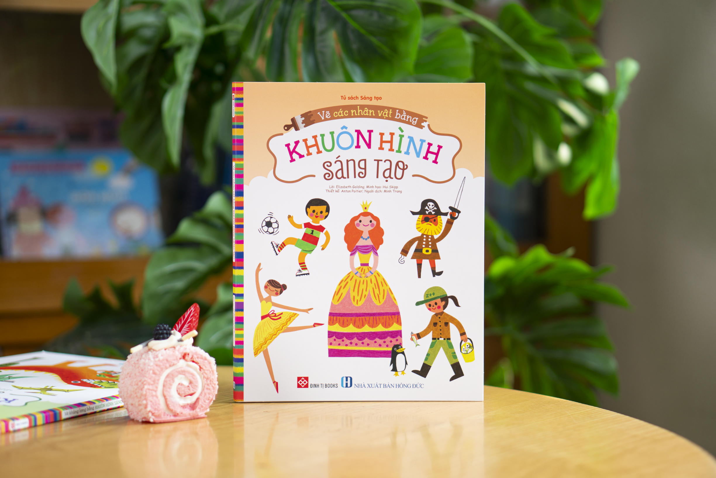 Sách Vẽ Bằng Khuôn Hình Sáng Tạo