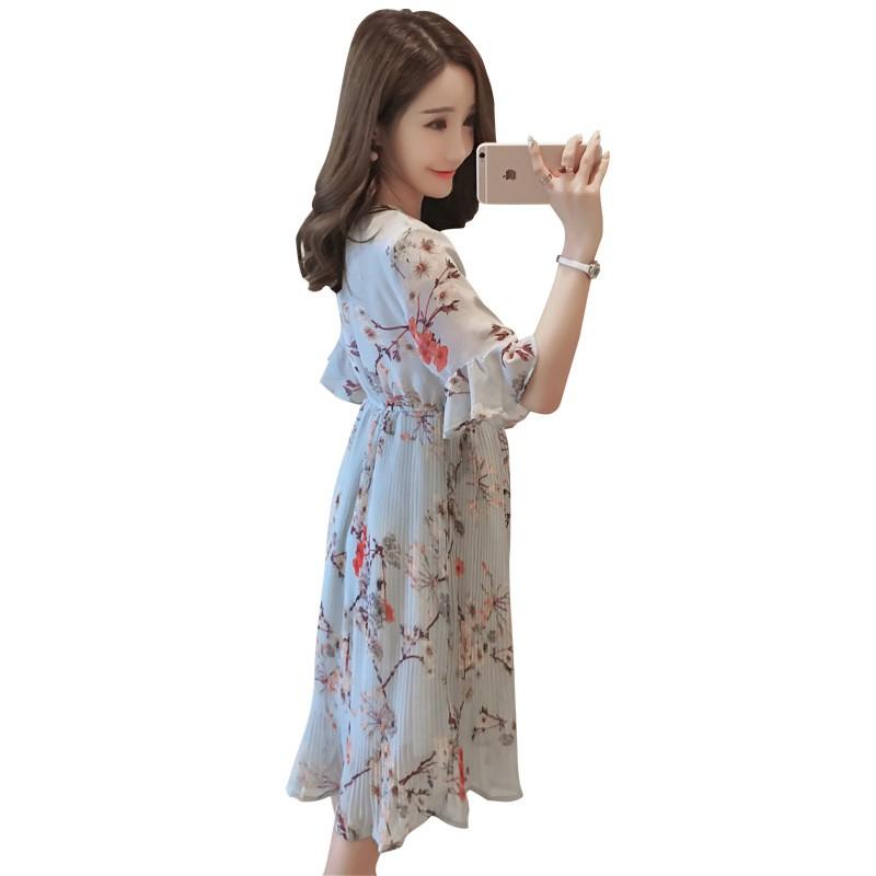 Đầm Bầu Tiểu Thư