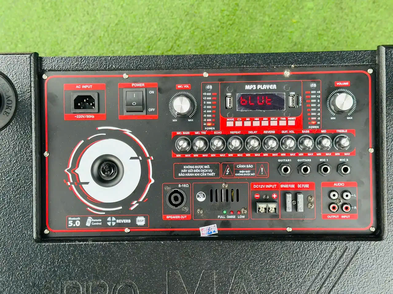 Loa Kéo Karaoke 2025 MTMAX K28 Pro - 2 Bass25 Ấm Uy Lực Công Suất 500W Hệ Thống 6 Loa 3 Đường Tiếng Bass, Trung, Treble Âm Thanh Đa Hướng Bộ Nút Chỉnh Dạng Kim Cương Sang Trọng Kèm 2 Micro Hát Nhẹ Vang Sâu hàng nhập khẩu