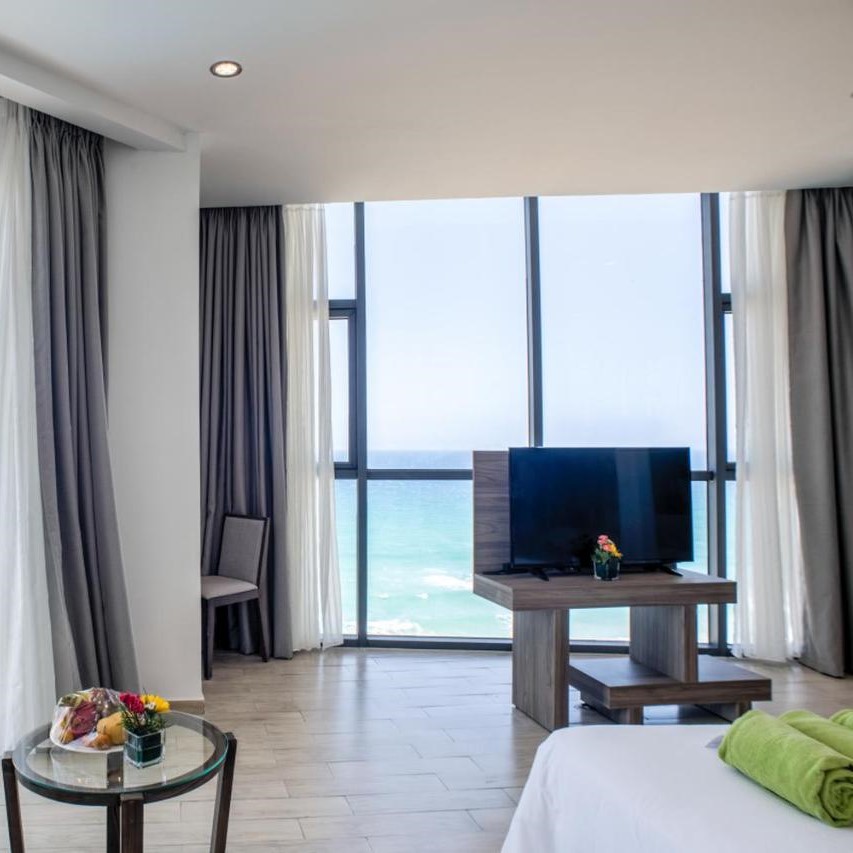 Swandor Cam Ranh Resort 5*. Bao Gồm Ăn Ba Bữa. Miễn Phí Mini Bar Dành Cho 02 Khách. 