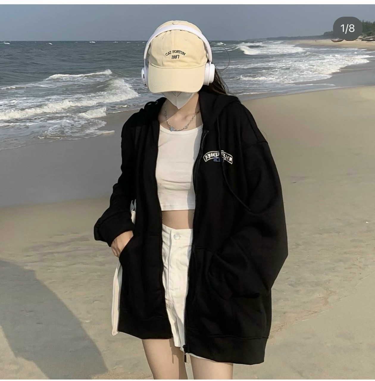 Áo khoác nỉ unisex Homies liền mũ có túi in chữ độc lạ có màu đen