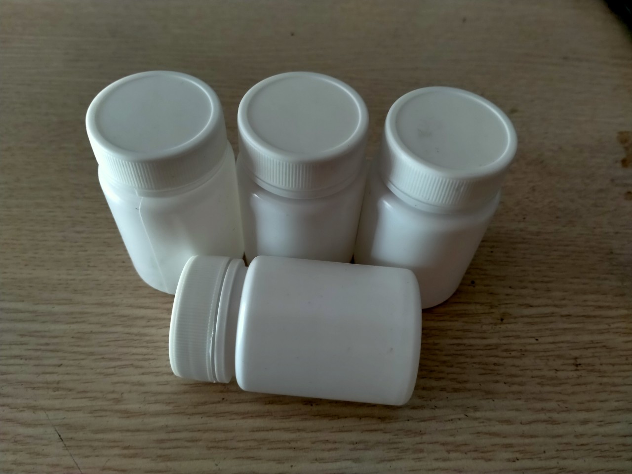 Hộp Nhựa Đựng Dung Dịch 50ml Có Thể Chiết Các Sản Phẩm Khác Vào Mang Theo Vô Cùng Tiện Lợi