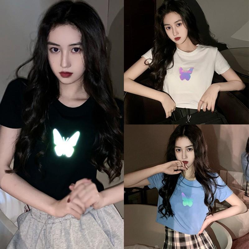 Áo thun croptop tay ngắn họa tiết bướm xinh xắn