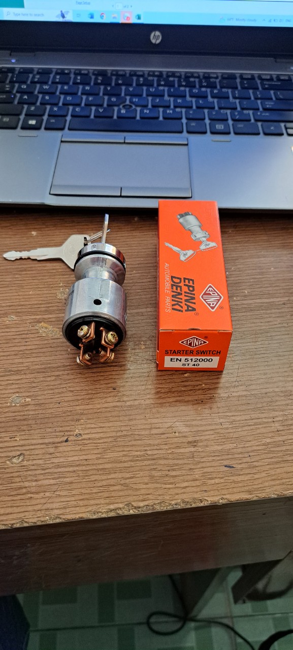 Ổ KHÓA ĐỀ KHÓA ĐIỆN 4 CHÂN MÃ EN 512000 ST40 HÀNG THÁI LAN CHÍNH HÃNG