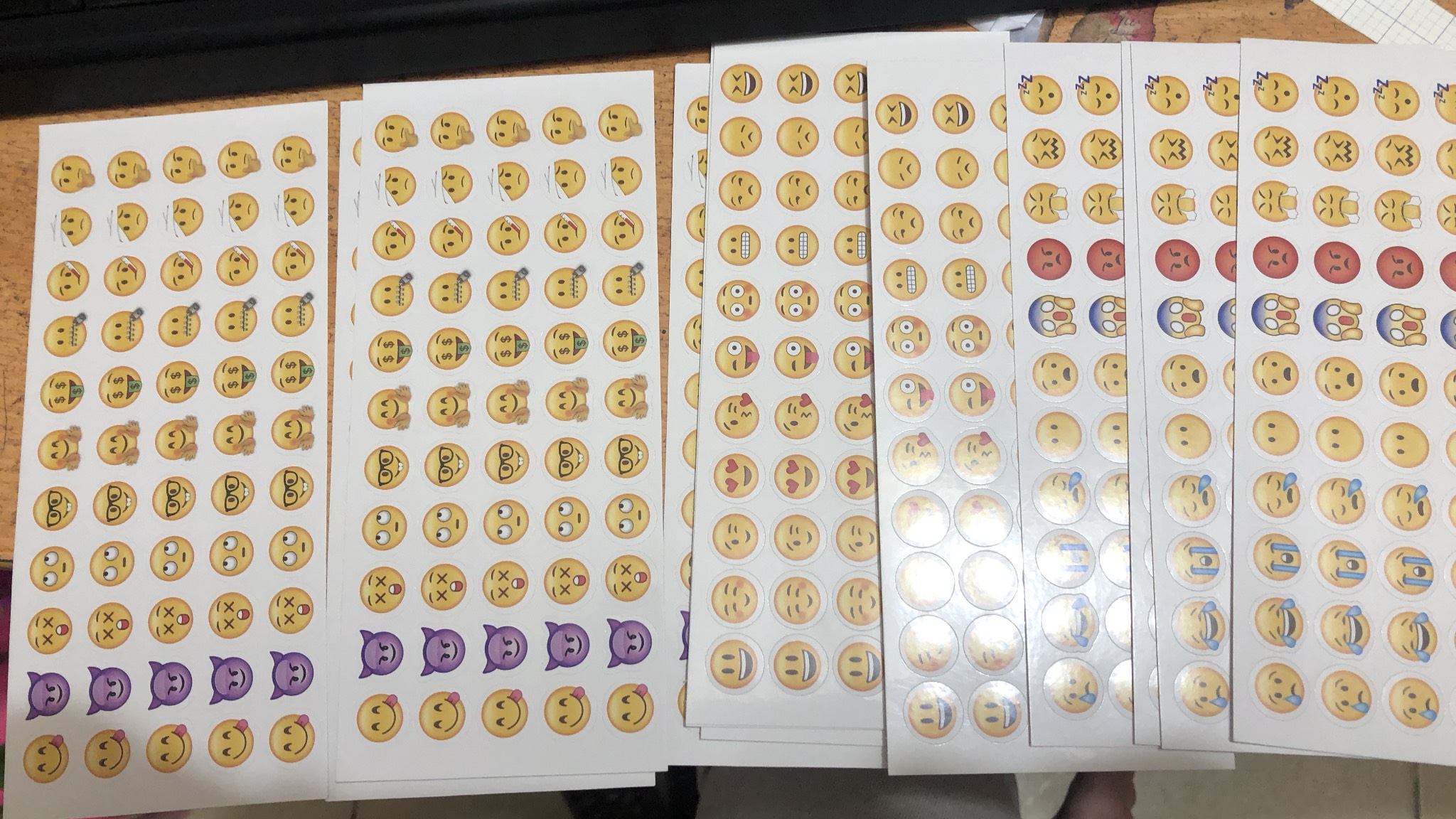 Hình dán sticker MARJI hình các mặt cảm xúc