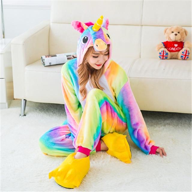 THÂN KỲ LÂN MỘT SỪNG UNICORN CẦU VỒNG