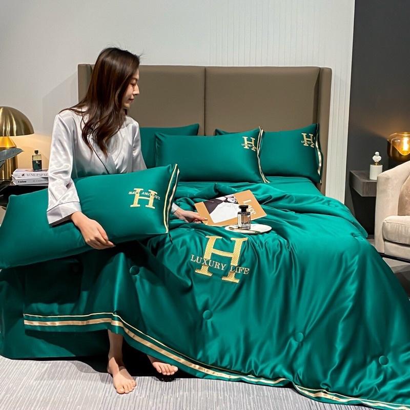 Bộ chăn Trần hè ga gối phi lụa thêu chữ H-LUXURY Life sang trọng,mềm mịn