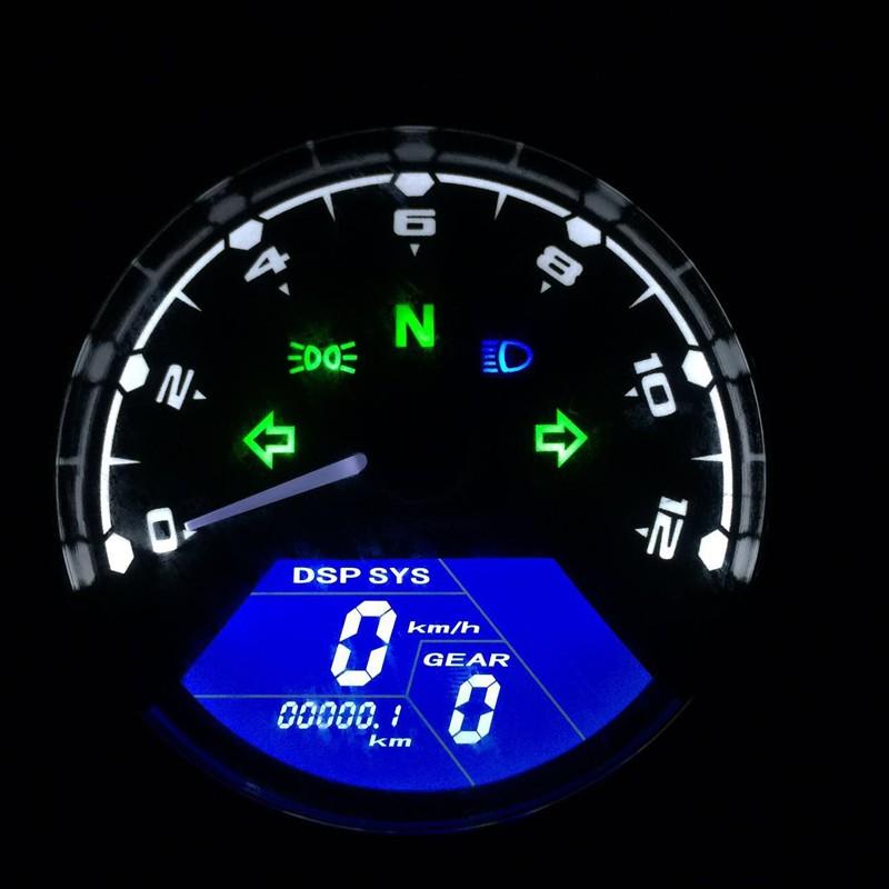 Đồng hồ đo tốc độ xe máy với màn hình hiển thị LCD kỹ thuật số