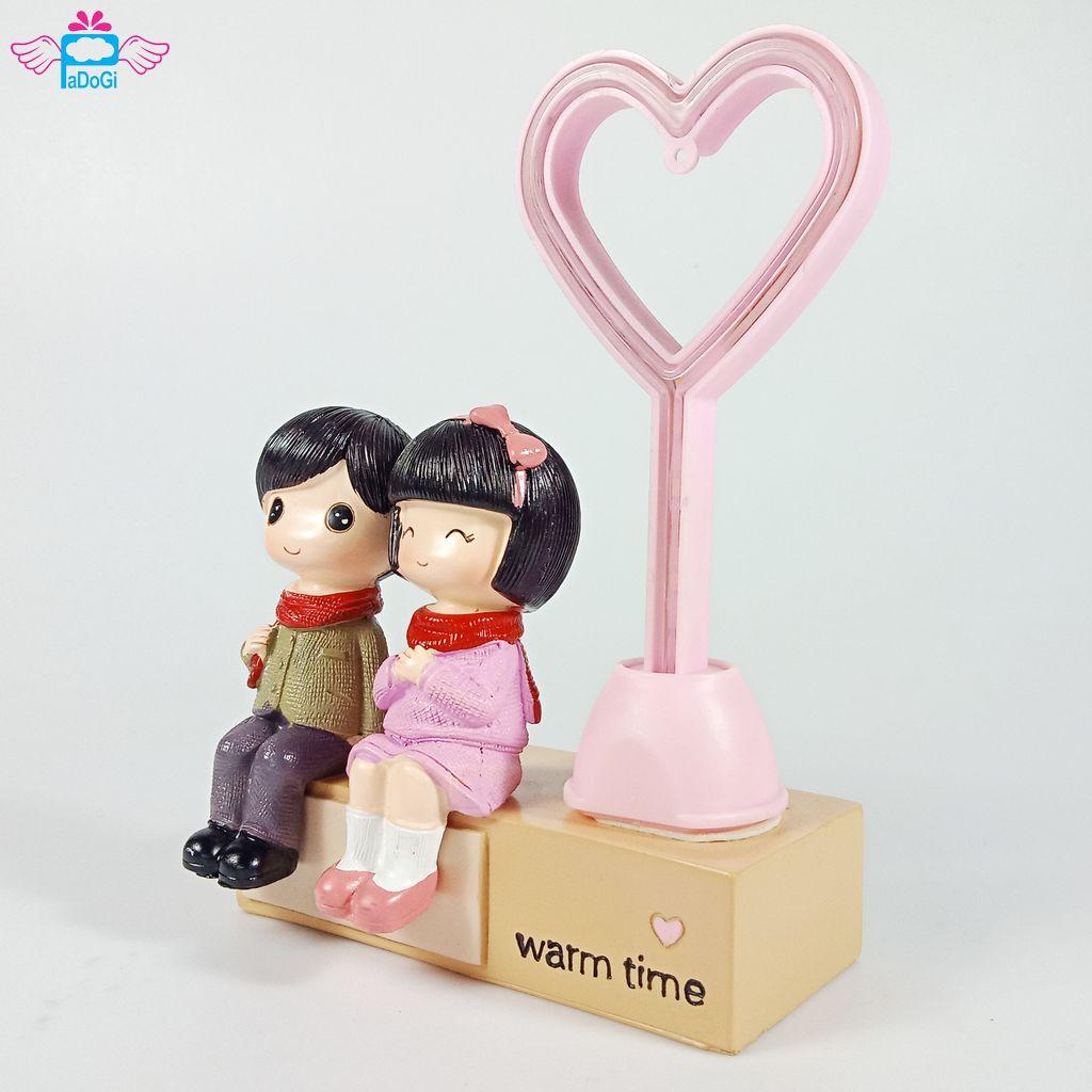 Tượng Cặp Tình Nhân Ngồi Dưới Đèn