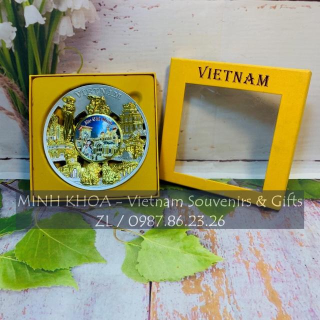 Đĩa Kim Loại Trạm Nổi Địa Danh Việt Nam Mạ Đồng Vàng 14 cm