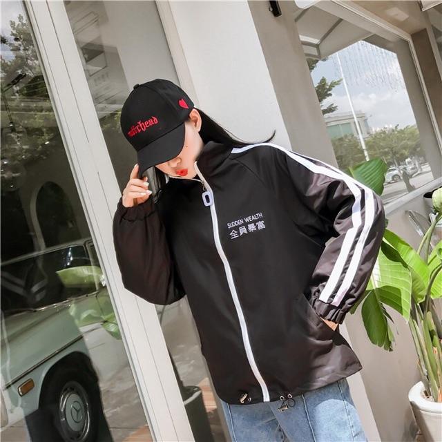 Áo khoác gió nữ form rộng