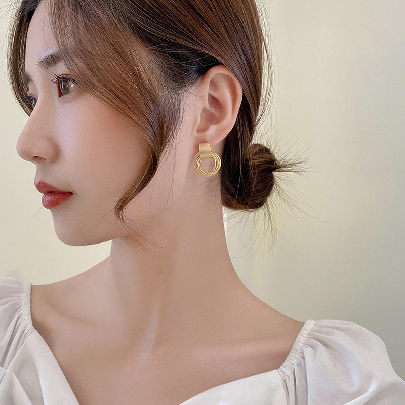 Bông Tai Tròn Nhiều Lớp Hàn Quốc Bạc S925 Sang Chảnh Mainia Shop