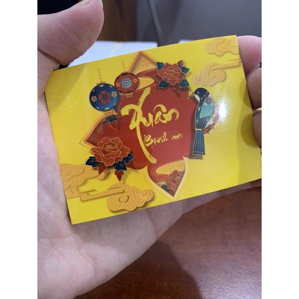 100 Tem dán năm mới cán bóng 6*8cm