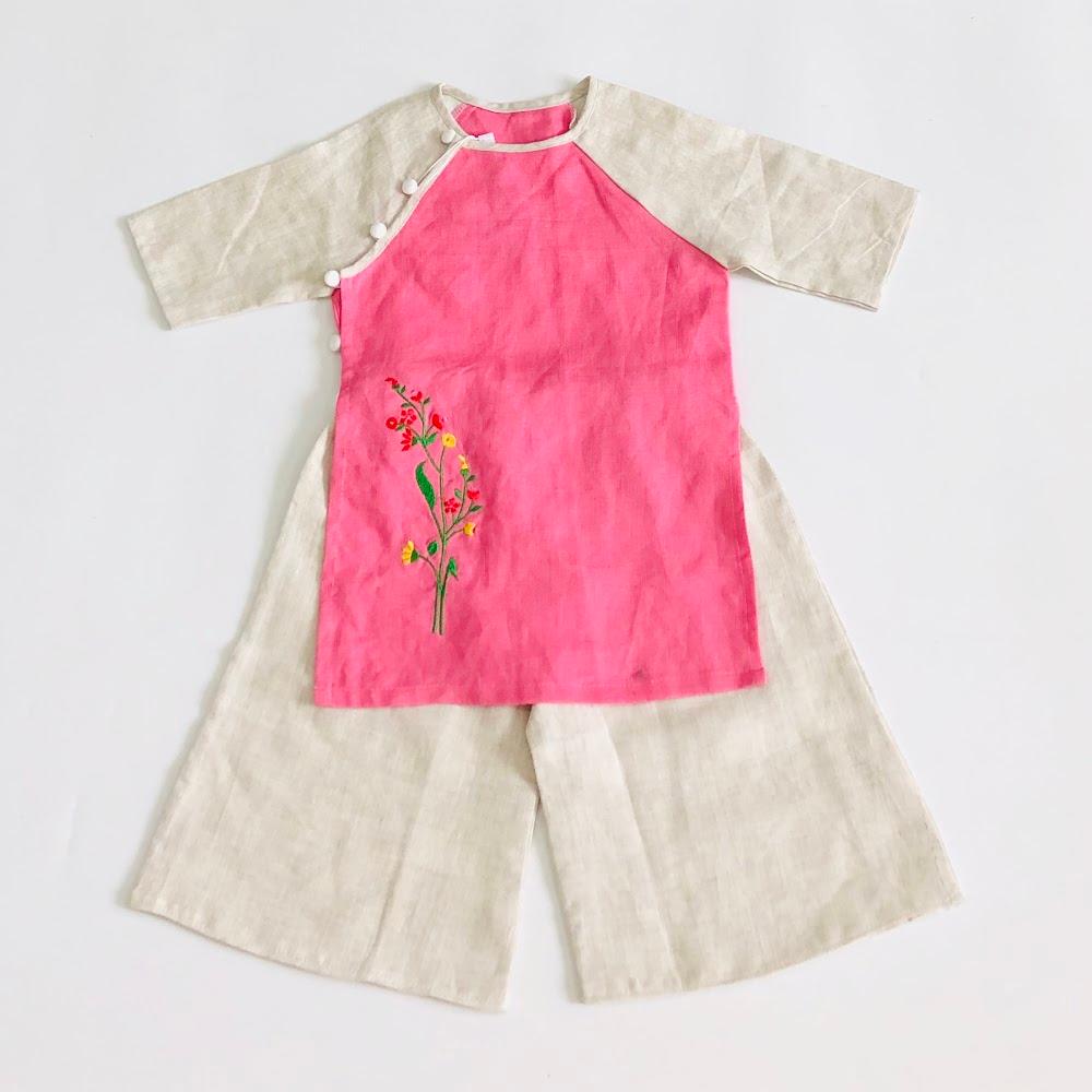 Áo dài bé gái Hồng kem thêu hoa linen - AICDBGKLMMGW - AIN Closet