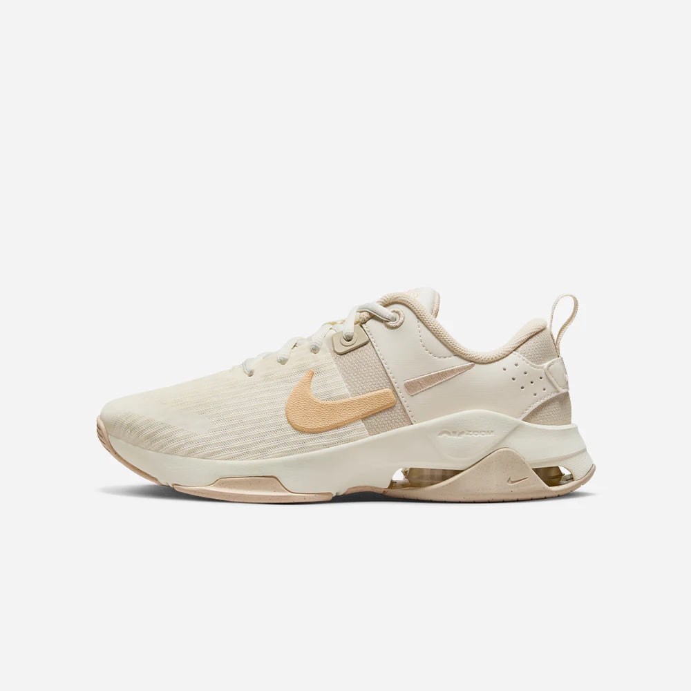 Giày tập luyện Nữ NIKE W NIKE ZOOM BELLA 6 - PALE IVORY/ICE PEACH-SANDDRIFT-GUAVA ICE - 9 US