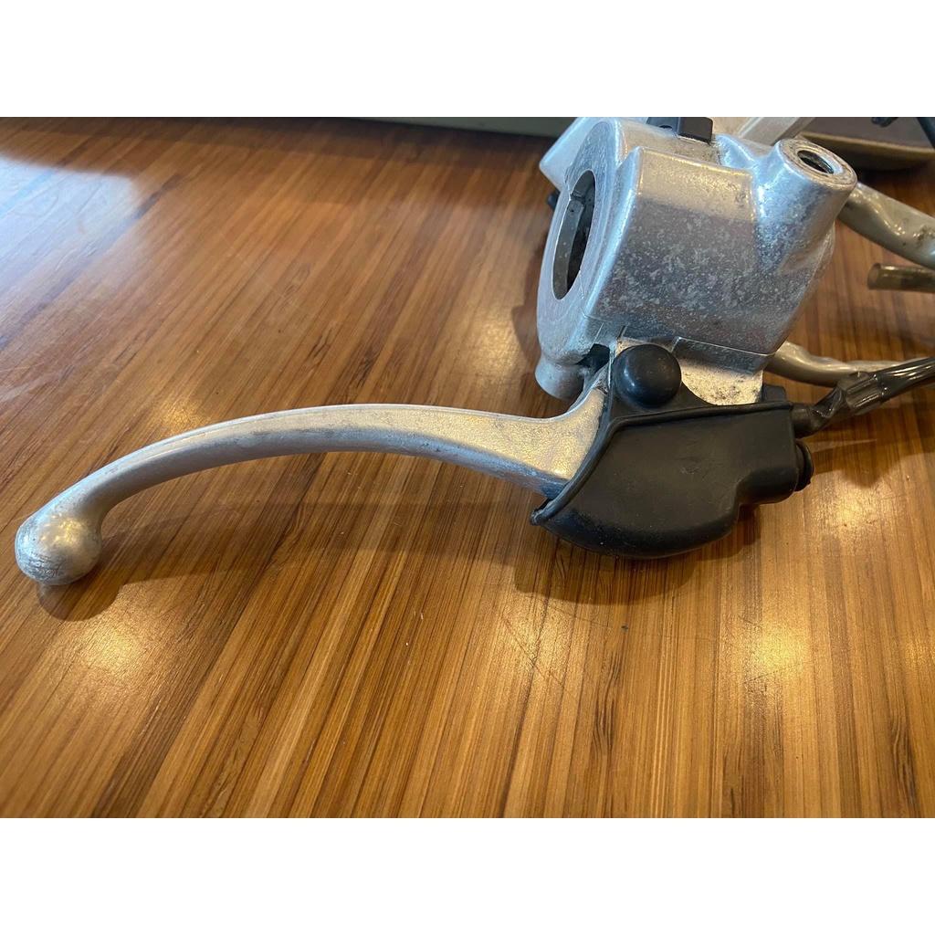 Đôi cùm công tắc honda cub có đề  nghia35