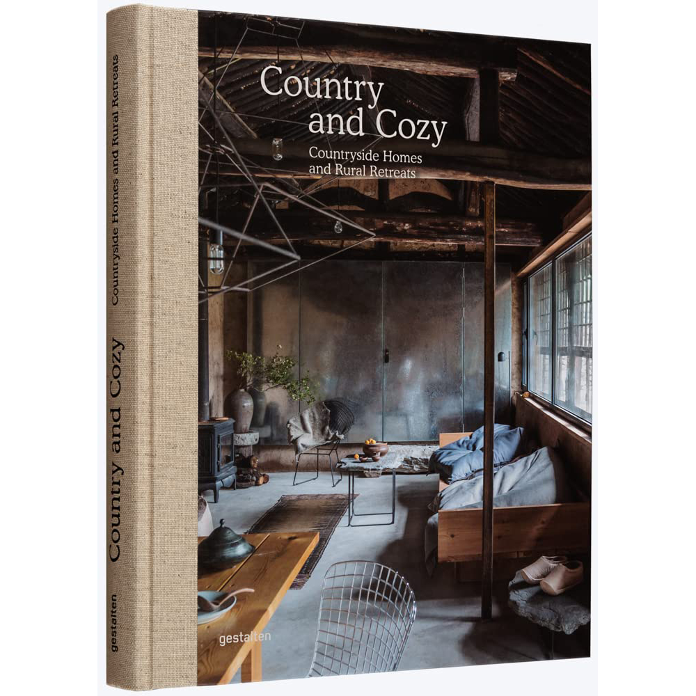 Country and Cozy : Countryside Homes and Rural Retreats