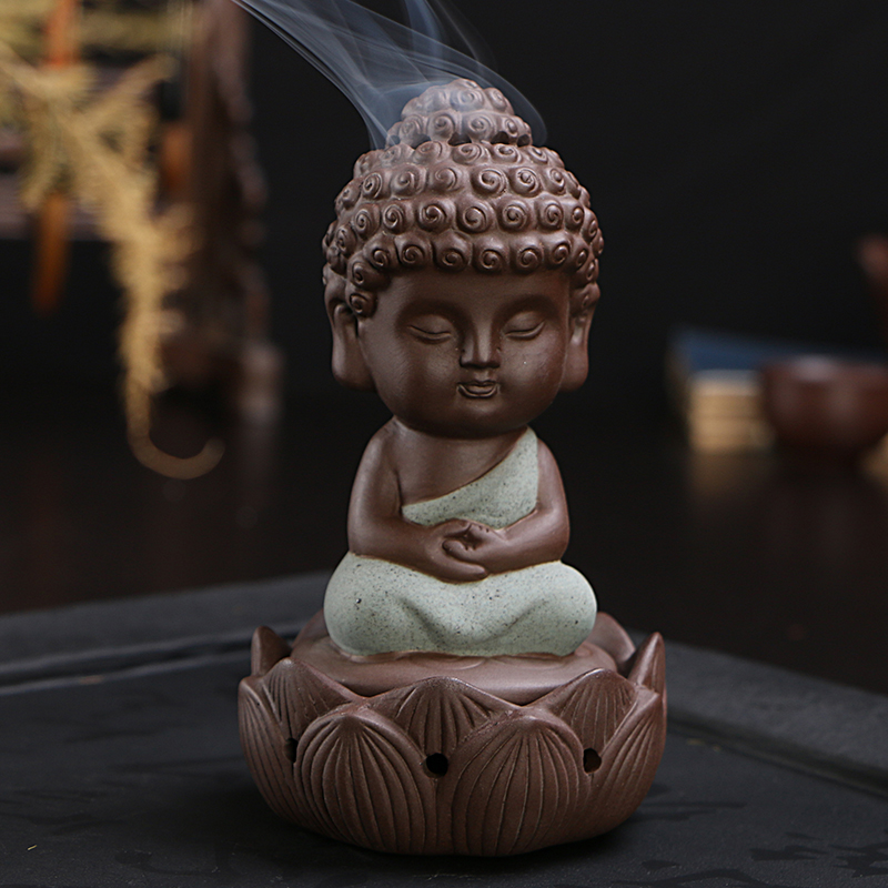Tượng Phật Đốt Trầm Ngự Liên Hoa