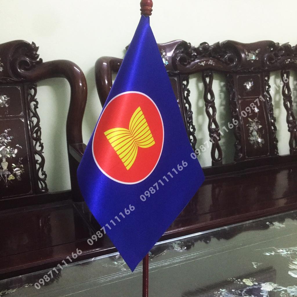 Cờ Để Bàn Đế gỗ Cắm 1 cờ ASean In Kỹ Thuật Số