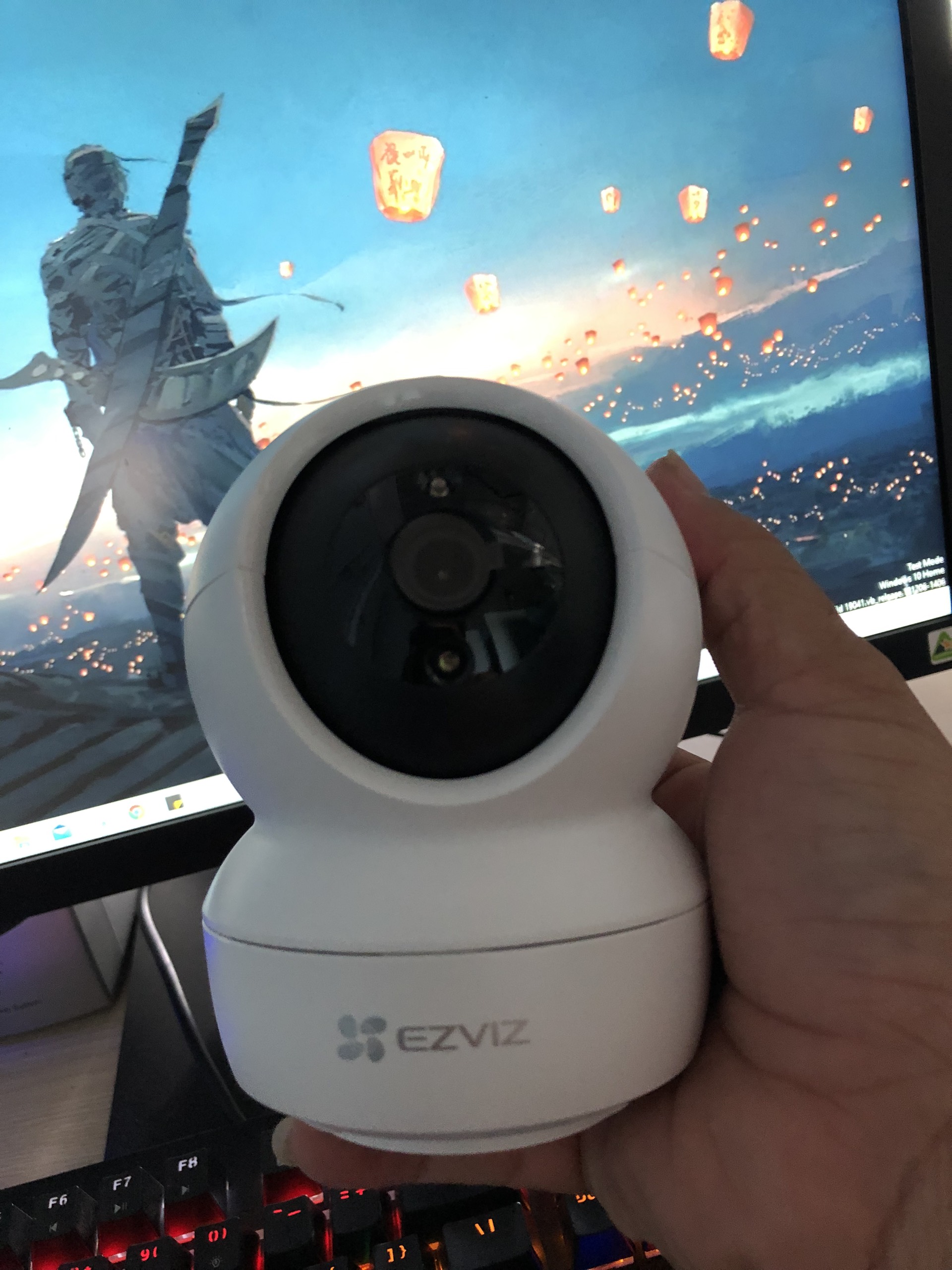 Camera Wifi EZVIZ C6N FULL HD 1080P NÉT RÕ - Dễ Dàng Lắp Đặt Nhiều Tính Năng Thông Minh  + Tặng Kèm Thẻ Nhớ 64GB Hàng Nhập Khẩu