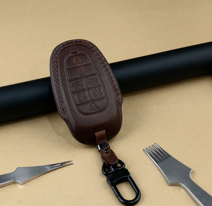 Bao da ép phom Handmade chìa khóa xe ô tô Hyundai TUCSON SANTAFE 7 nút bấm da bò thât giá tận xưởng (có bán sỉ) - hàng chính hãng