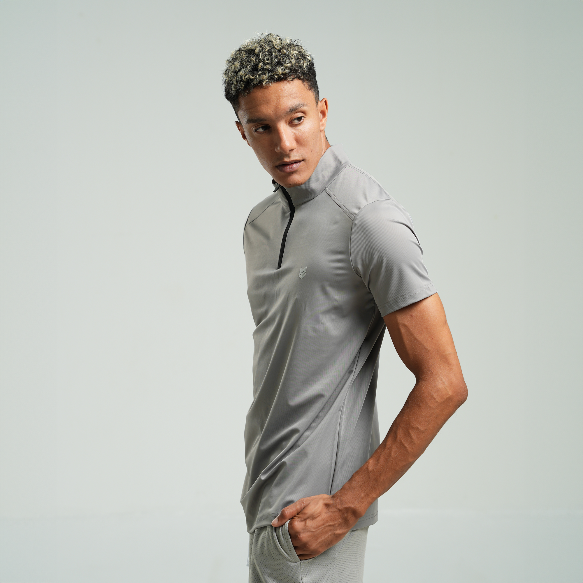 Áo ngắn tay Redikick Half zip Training Top co giãn Bóng Rổ Pickle ball Gym Chạy Bộ Bóng Đá Tennis