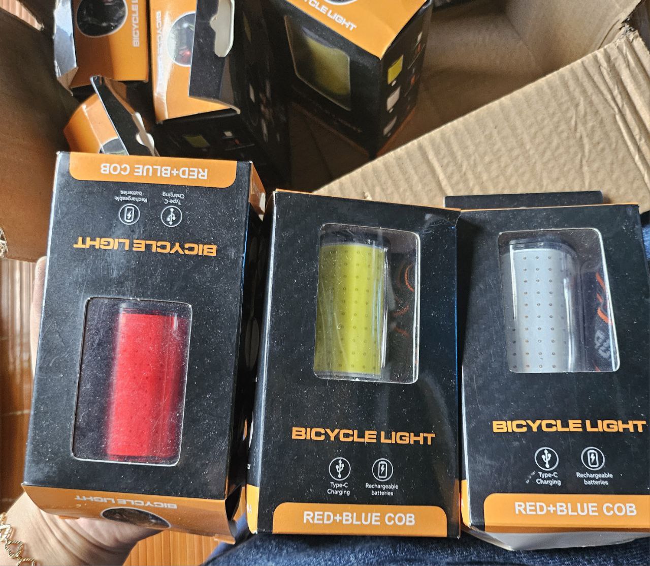 Đèn xe đạp đèn phía sau xe ánh sáng led có thể sạc lại USB thiết kế chống nước và sạc type C