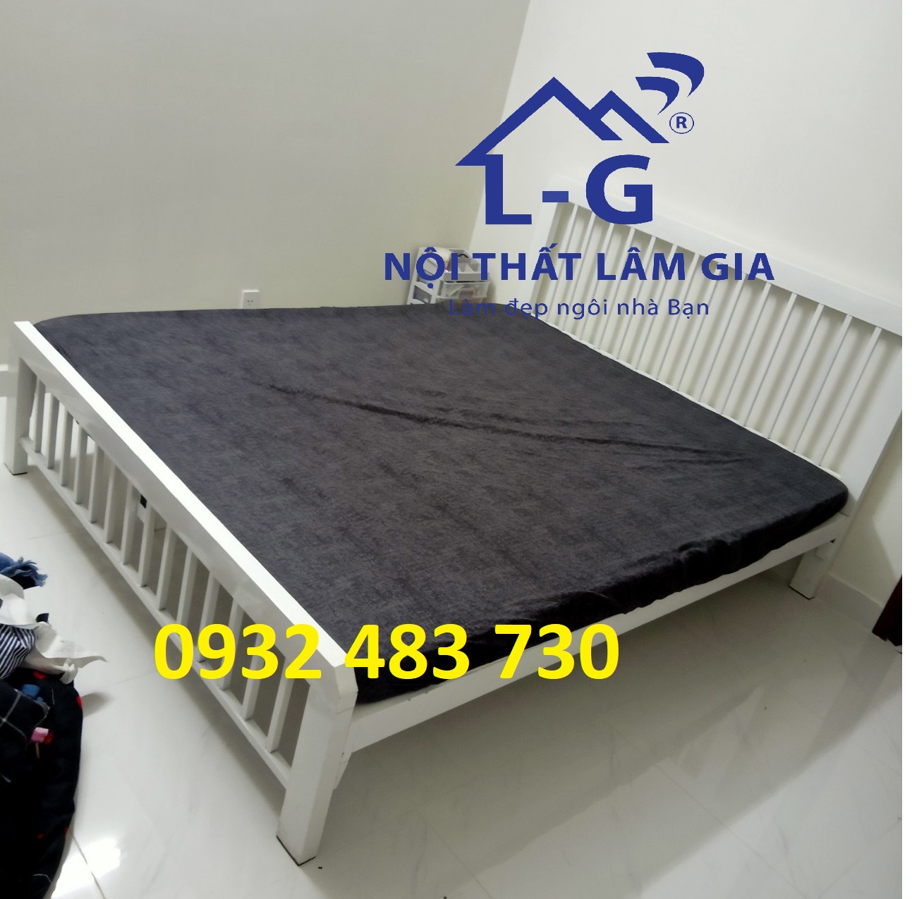 Giường sắt hộp vuông loại tốt ngang 1m8x2m _màu trắng