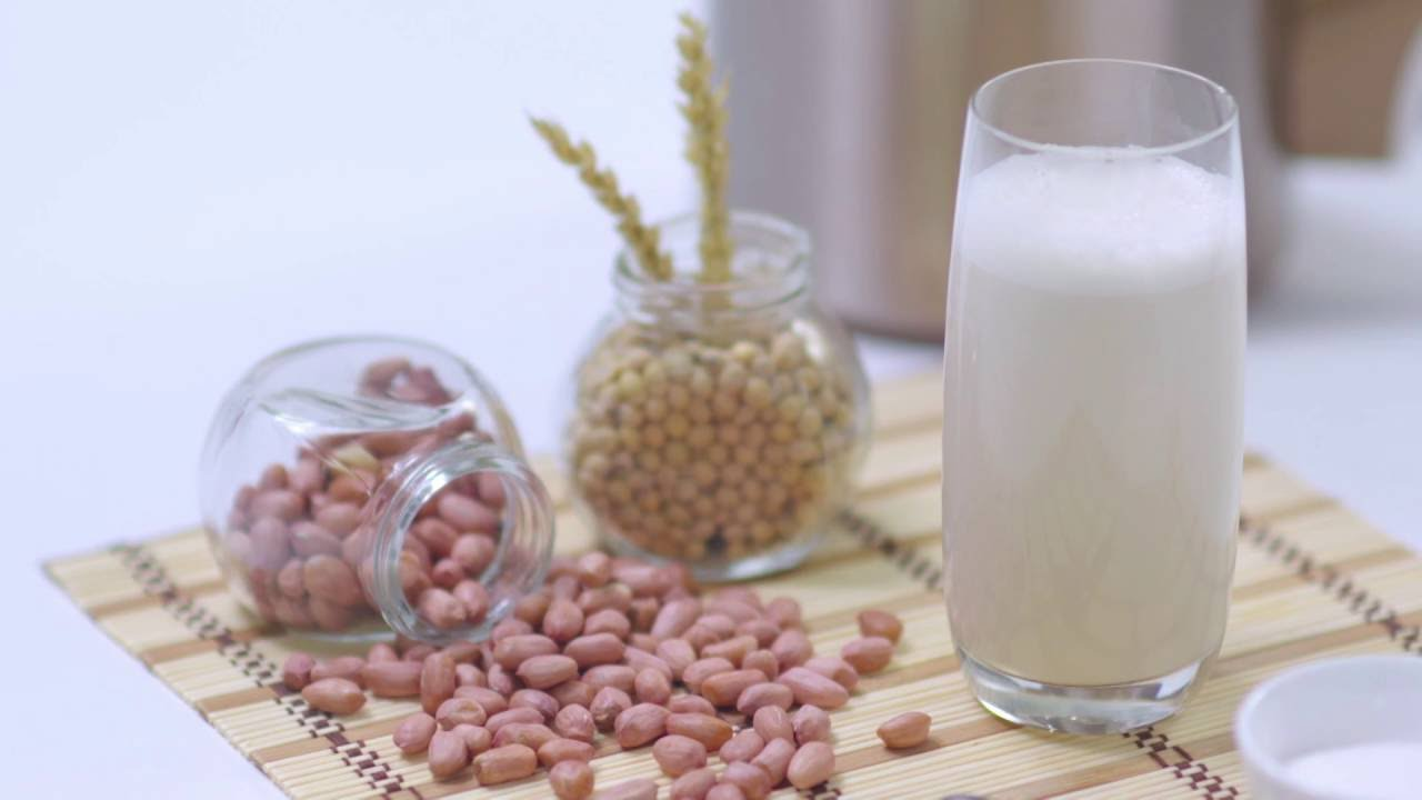 Máy Xay Sữa Hạt CASO CB 2200 - Nhập Khẩu Đức Thiết Kế Hợp Kim Siêu Bền Làm Sữa Soup Kem Dung Tích 1.4 Lít Công Suất 1000 W - Hàng Nhập Khẩu