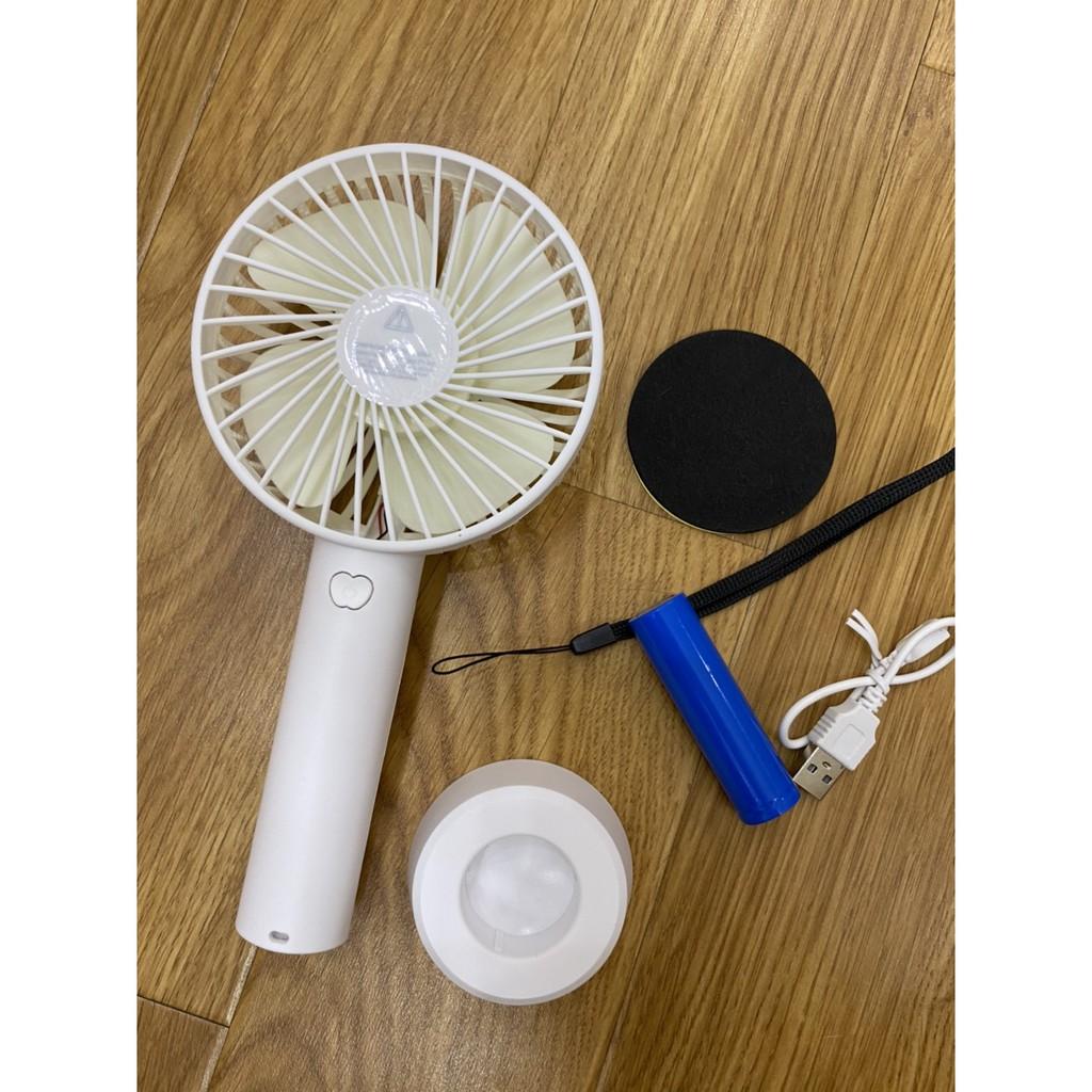 Quạt Cầm Tay Mini, Để Bàn Sạc Tích Điện Siêu Tiện Dụng Cho Mua Hè, Giao Màu Ngẫu Nhiên