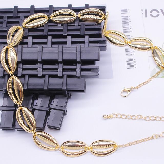 Vòng cổ con ốc - Choker con ốc màu vàng