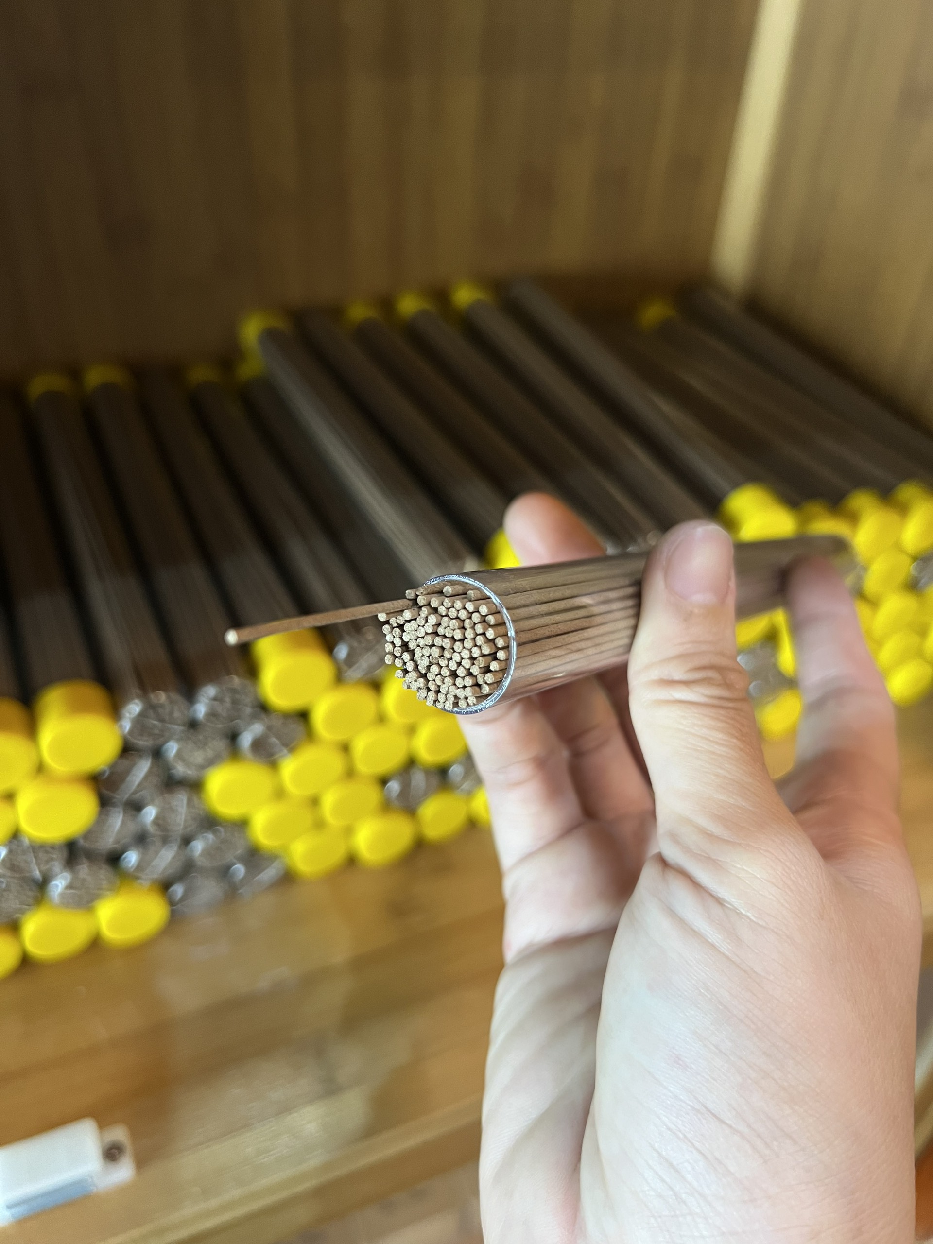 Nhang trầm ống KHÔNG TĂM cao cấp - 100% tự nhiên không dùng hoá chất