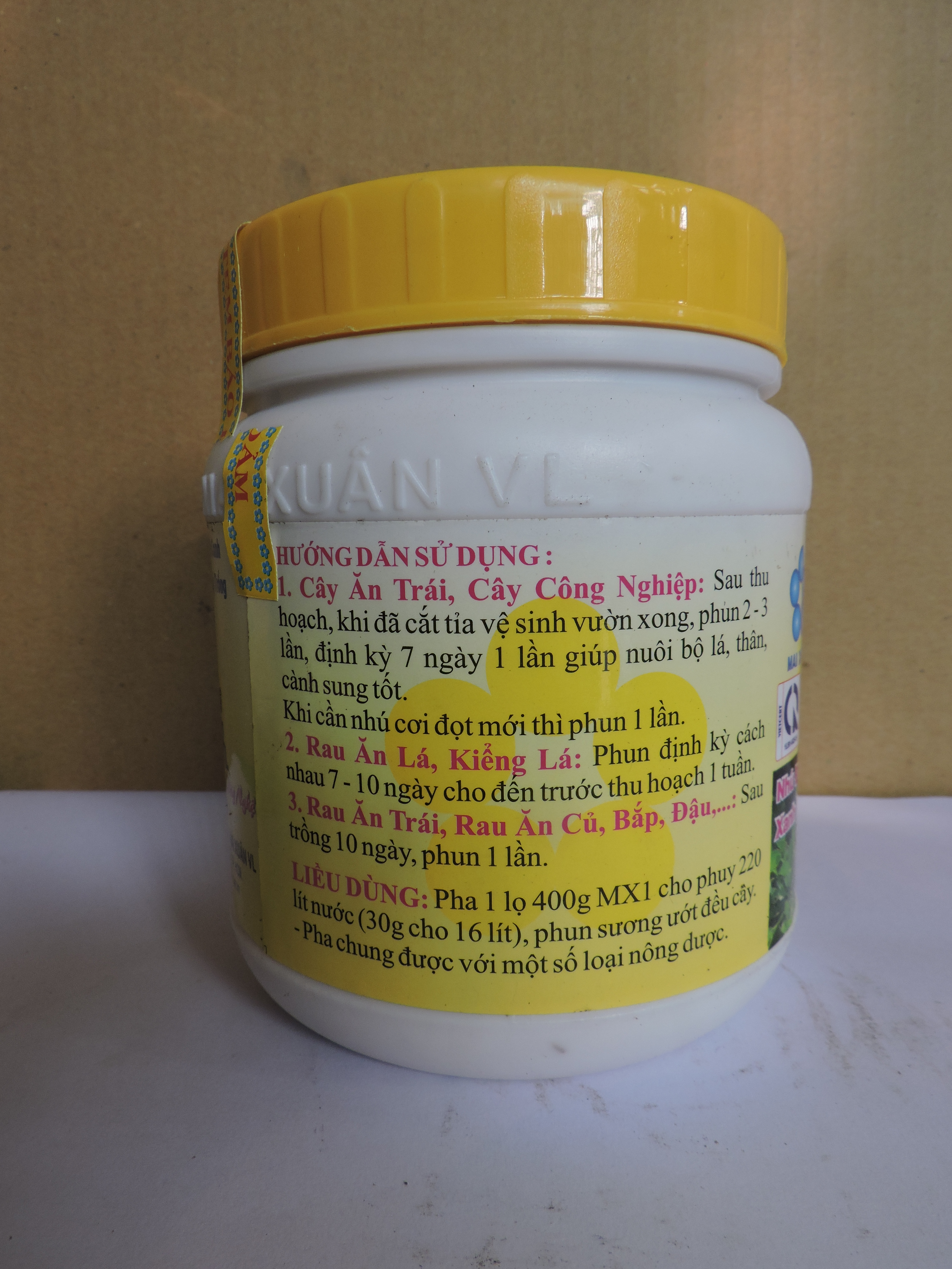 Phân Bón Lá Chuyên Dùng MX1  Nhú Đọt Nhanh, Xanh Dày lá
