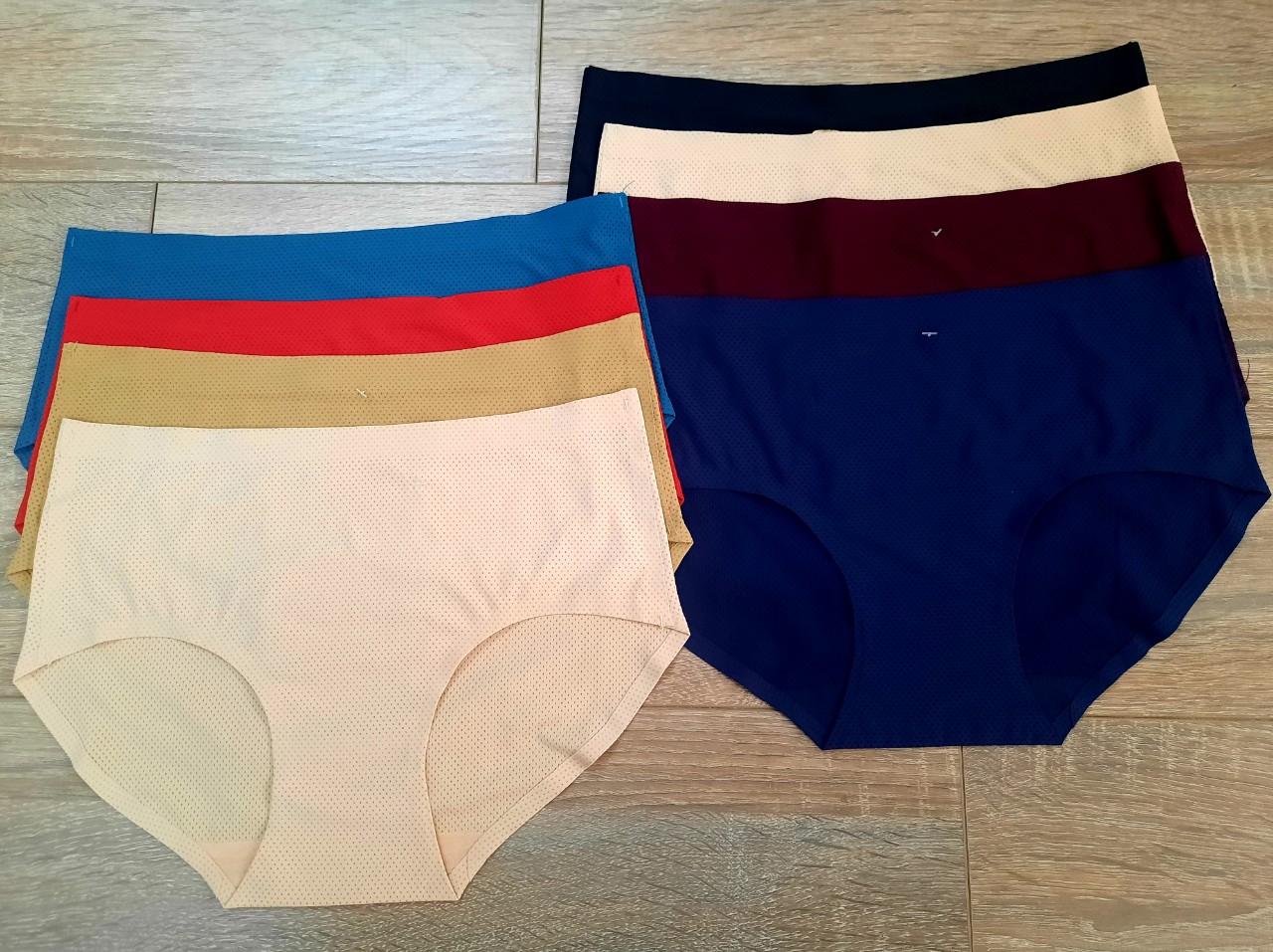 Combo 10 Quần Lót Su Thông Hơi Không Đường May. Hàng Loại 1