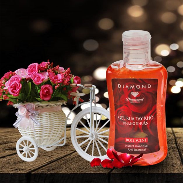 GEL RỬA TAY KHÔ KHÁNG KHUẨN DIAMOND ROSE SCENT