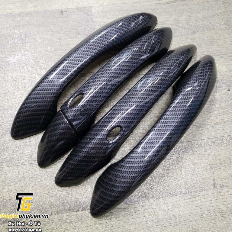Ốp tay nắm cửa xe Hyundai Tucson 2022 nhựa ABS vân Carbon cao cấp