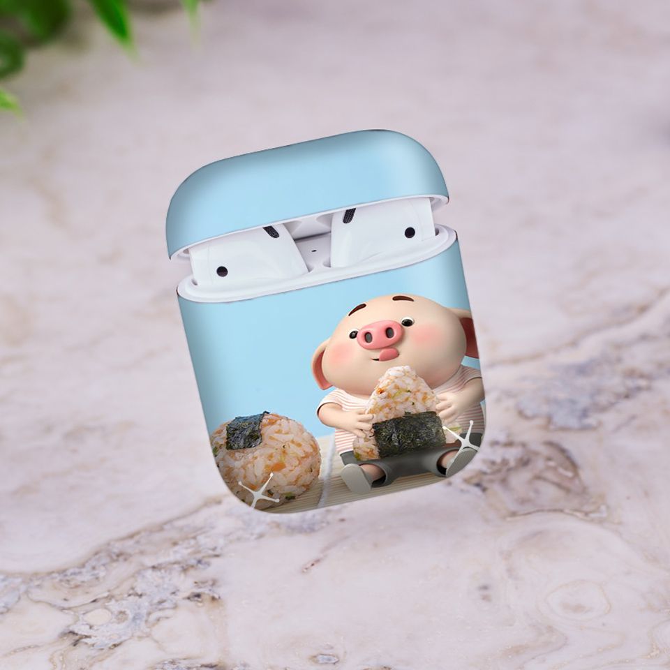 Miếng dán skin chống bẩn cho tai nghe AirPods in hình Heo con dễ thương - HEO2k19 - 161 (bản không dây 1 và 2)