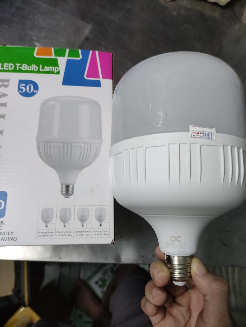 Bóng đèn led 50w siêu sáng đừng kính đèn 13cm tản nhiệt nhôm