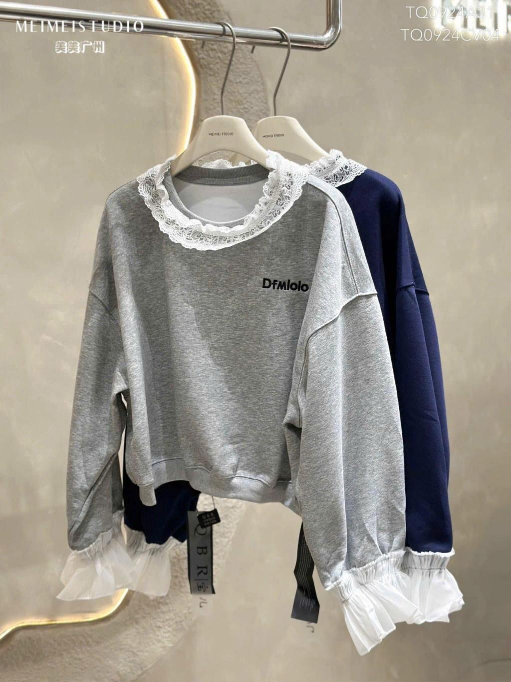 Set áo umi xốp thêu phối cổ ren mix chân váy thô viền ren 200 HH Bộ áo sweater dày dặn phối váy tầng Hàn Quốc MOONYHANOI BY JOLIE - Tím than, Tím than