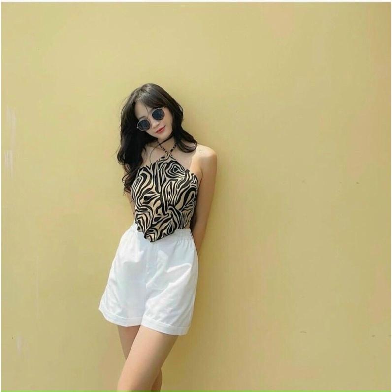Set áo yếm vằn kèm short trắng