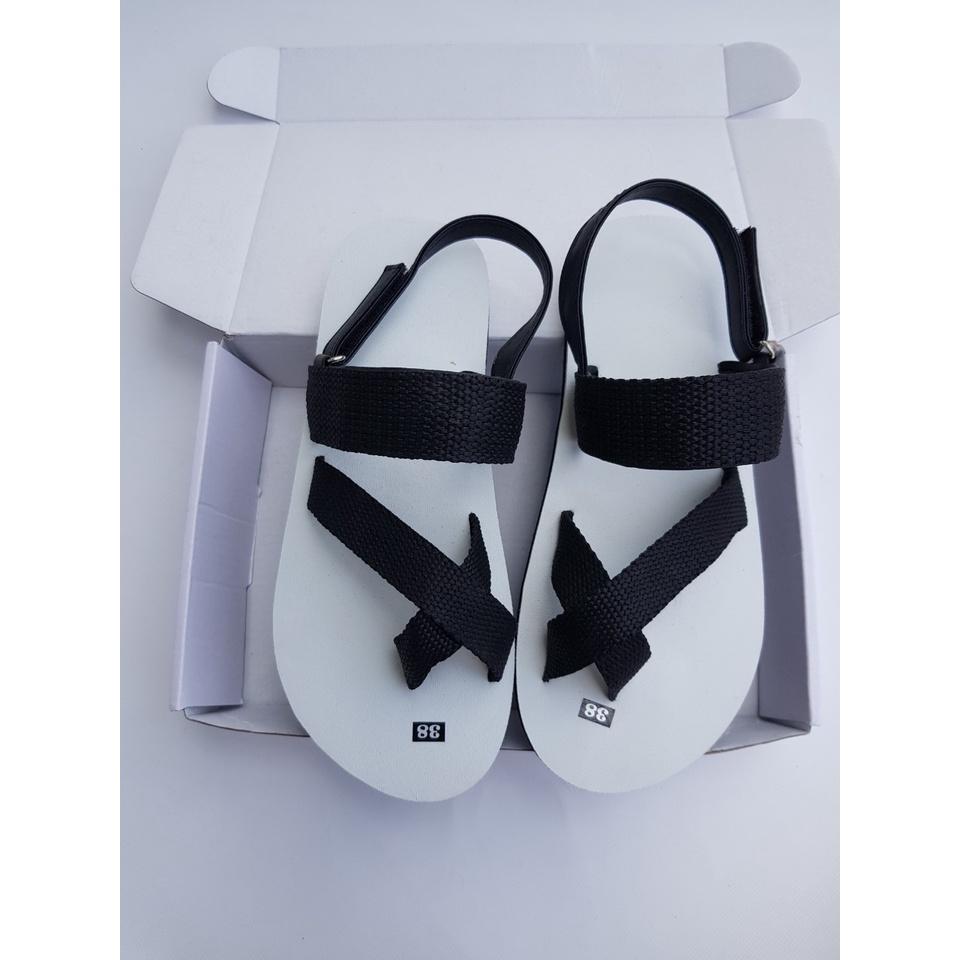 Xăng đan nam và nữ size từ 34 nữ đến 42 nam