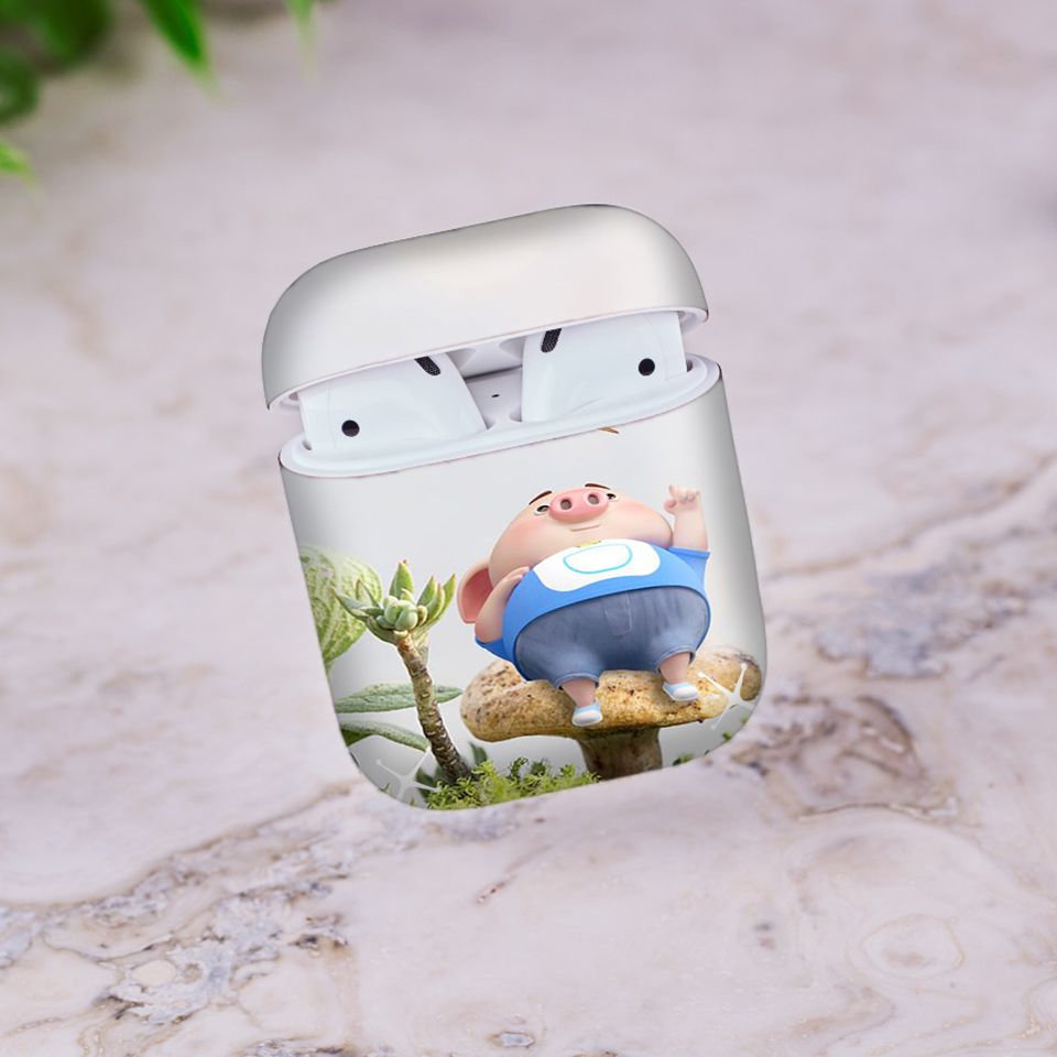 Miếng dán skin chống bẩn cho tai nghe AirPods in hình Heo con dễ thương - HEO2k19 - 050 (bản không dây 1 và 2