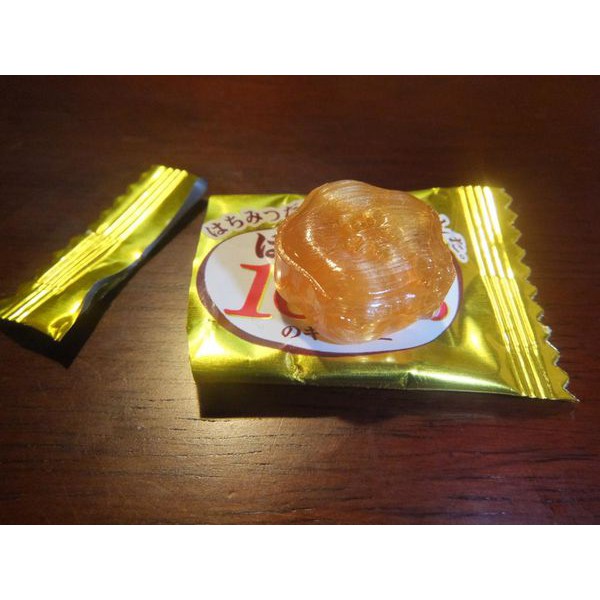 Sữa Tắm Sáng Da Giữ Ẩm Hatomugi Nhật Bản 800ml Nội địa Nhật Bản - Tặng kẹo mật ong nguyên chất