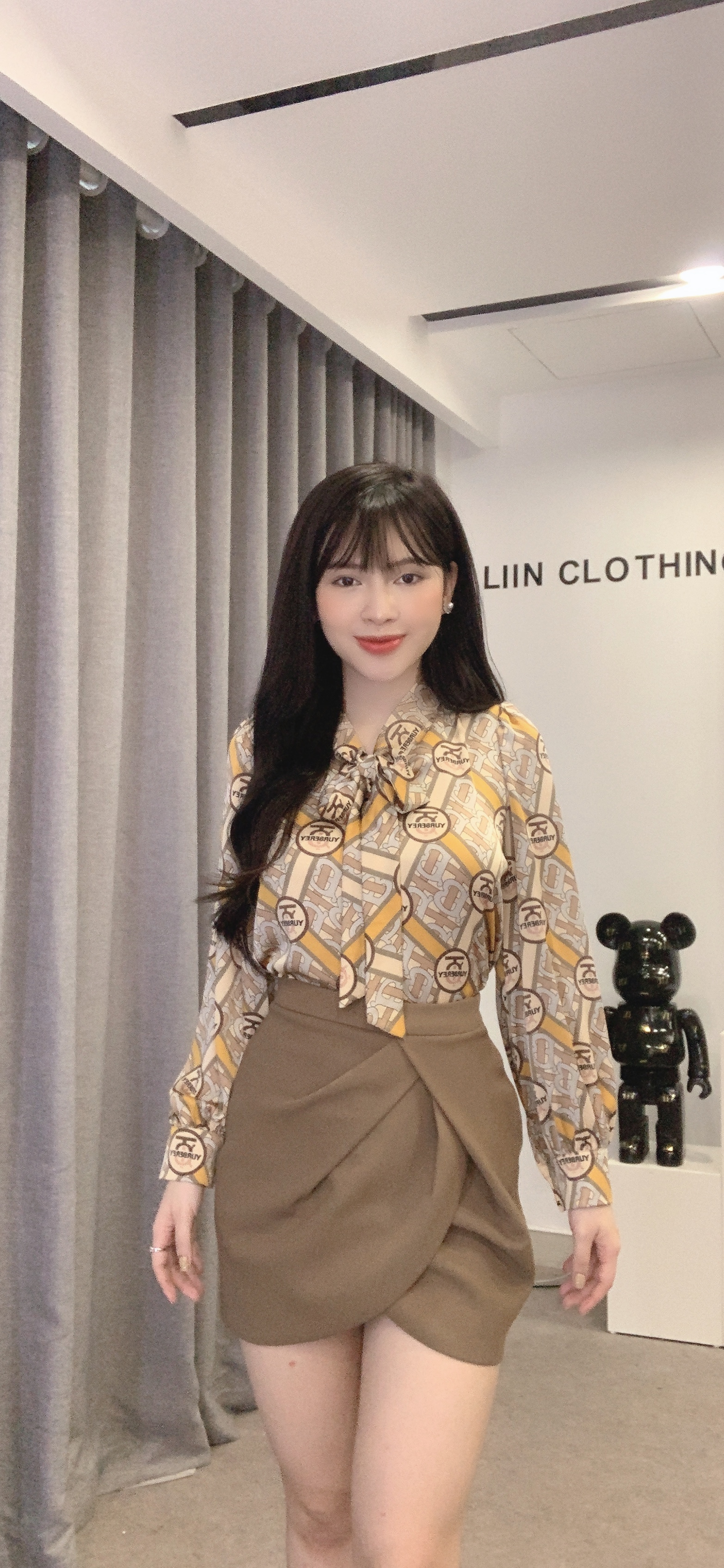 Áo kiểu nữ họa tiết phối viền vàng be kèm nơ thụng tay form dáng suông dễ phối đồ LINBI A2314