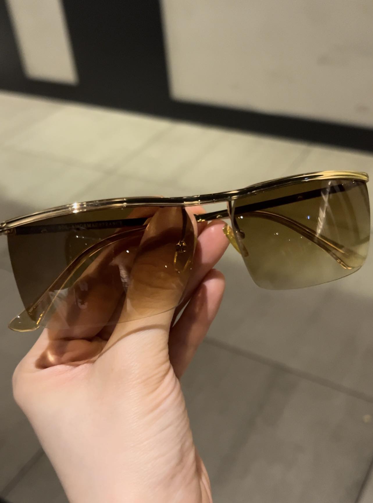 Kính râm Nam Solex Amor ve vàng 14K càng nhỏ cao cấp
