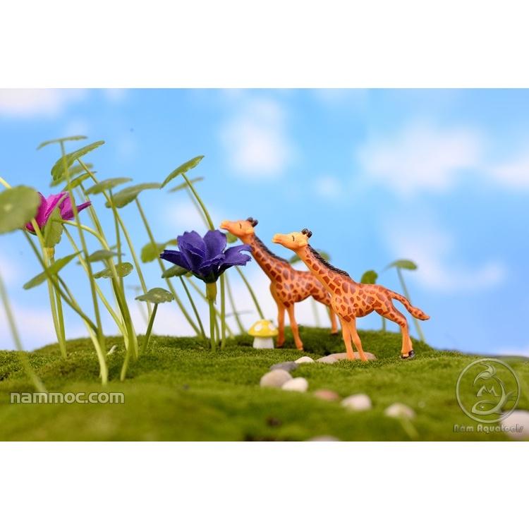 Mô Hình Hươu Cao Cổ Trang Trí Hồ Cá Cảnh / Trang Trí Bể Bán Cạn / Tiểu Cảnh Sen Đá, Xương Rồng